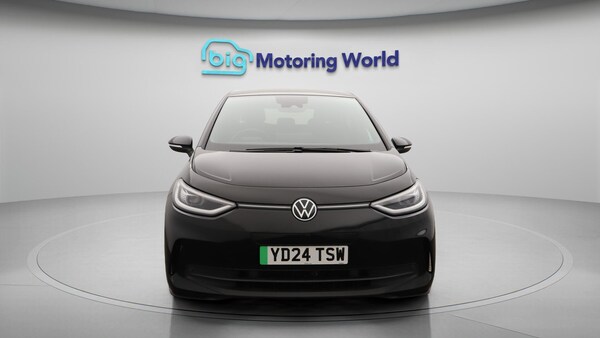 Used Volkswagen ID.3 2024 for sale - 76307132: Photo 3