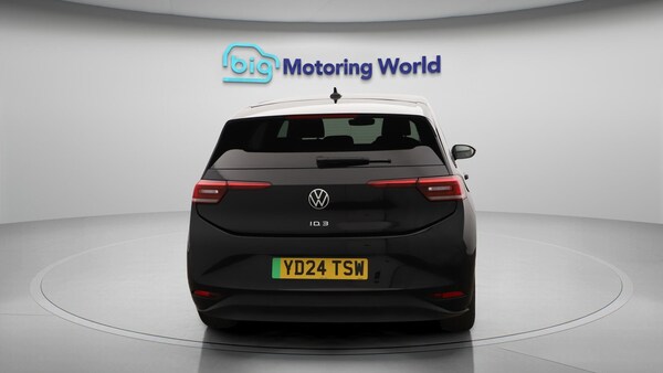 Used Volkswagen ID.3 2024 for sale - 76307132: Photo 7