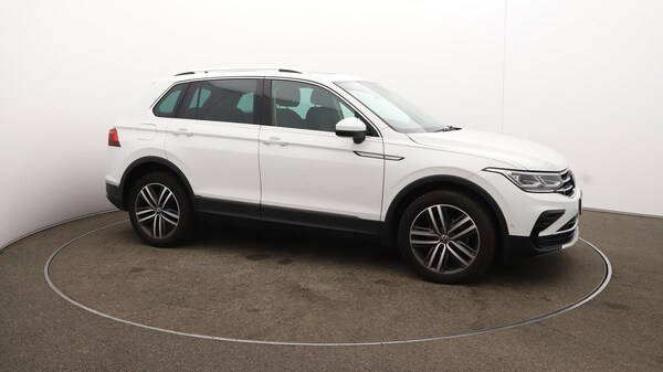 Used Volkswagen Tiguan 2022 for sale - 75768864: Photo 48