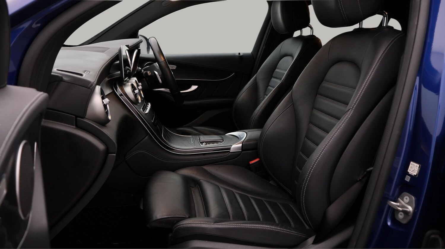 Used Mercedes-Benz GLC 2019 for sale - 77353851: Photo 14