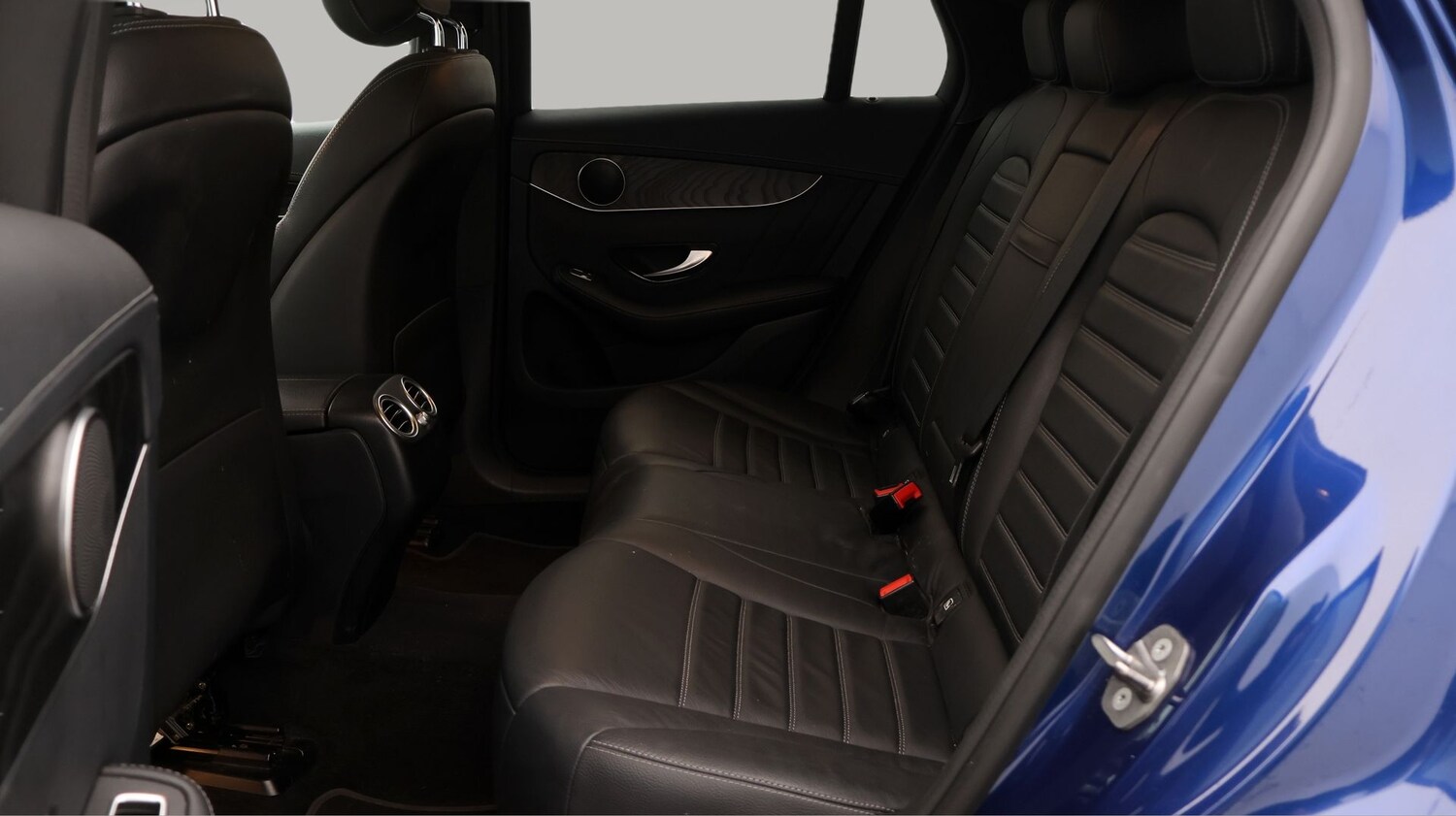 Used Mercedes-Benz GLC 2019 for sale - 77353851: Photo 16