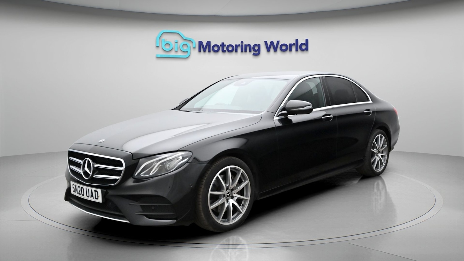 Used Mercedes-Benz E Class 2020 for sale - 77950748: Photo 3