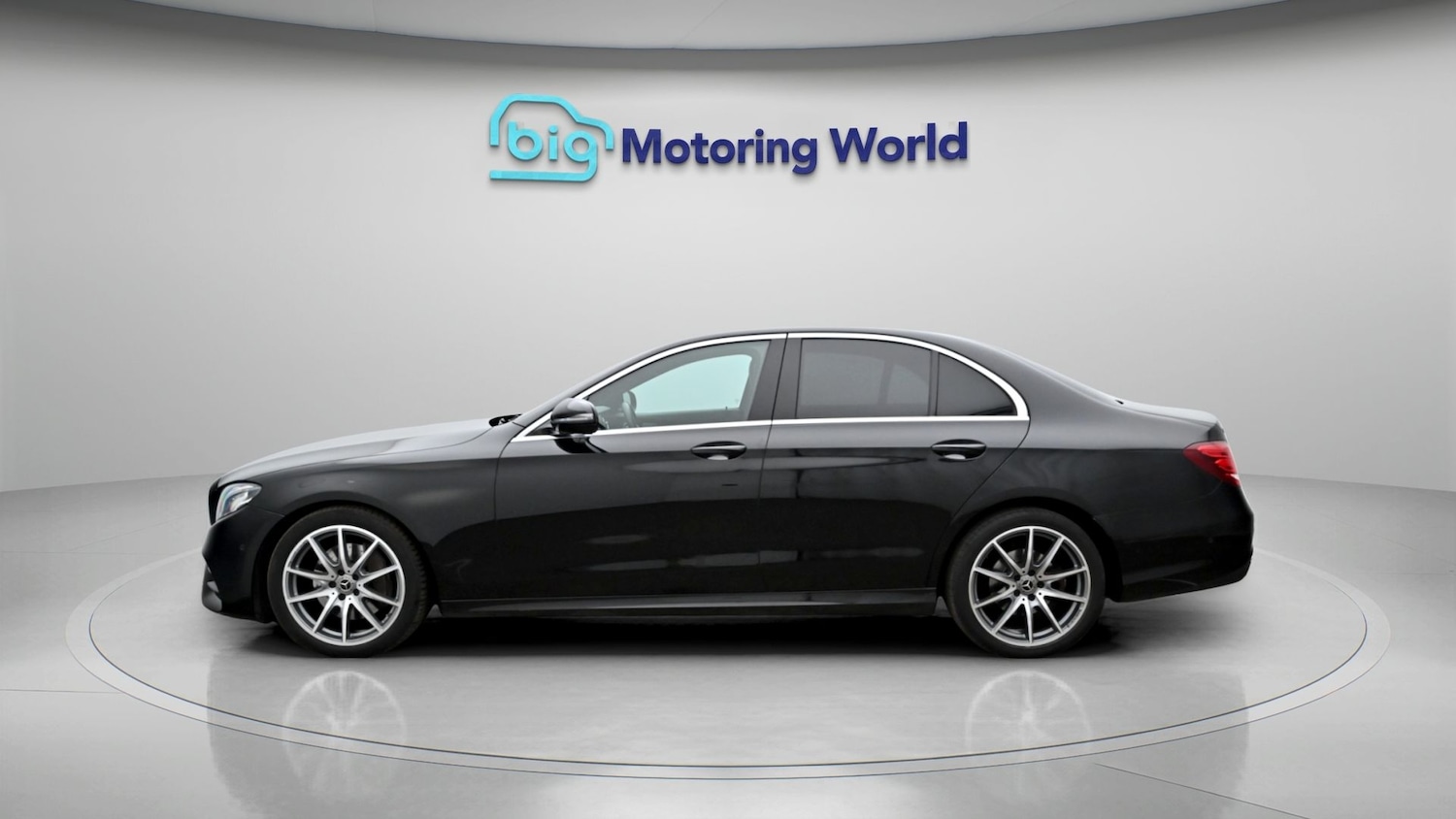 Used Mercedes-Benz E Class 2020 for sale - 77950748: Photo 4