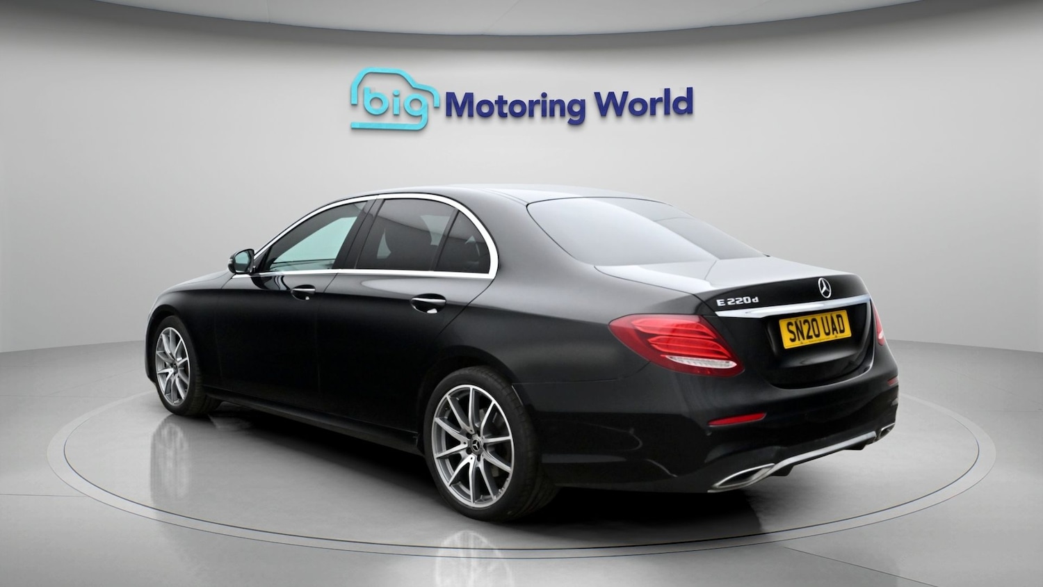 Used Mercedes-Benz E Class 2020 for sale - 77950748: Photo 5
