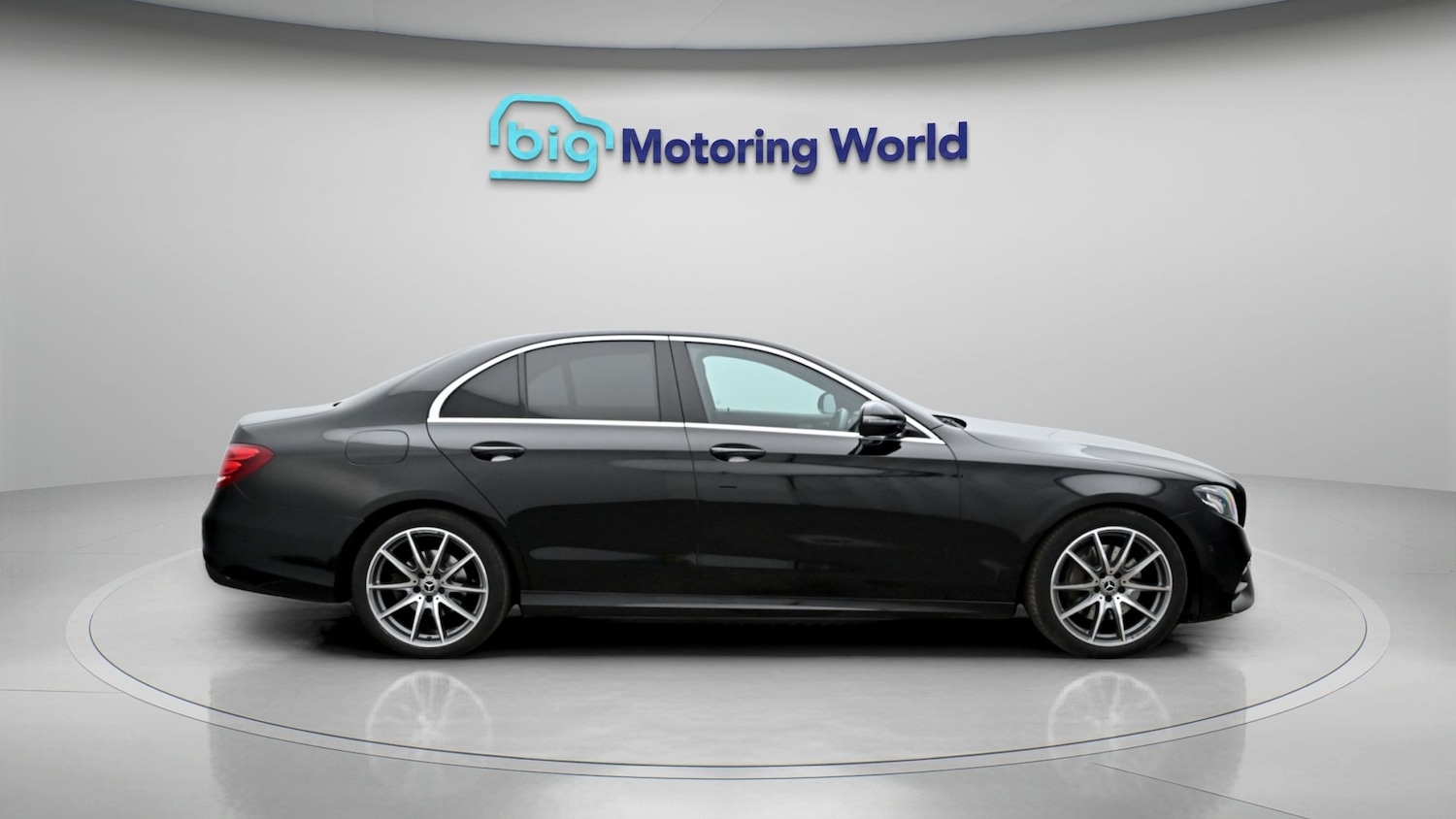 Used Mercedes-Benz E Class 2020 for sale - 77950748: Photo 8