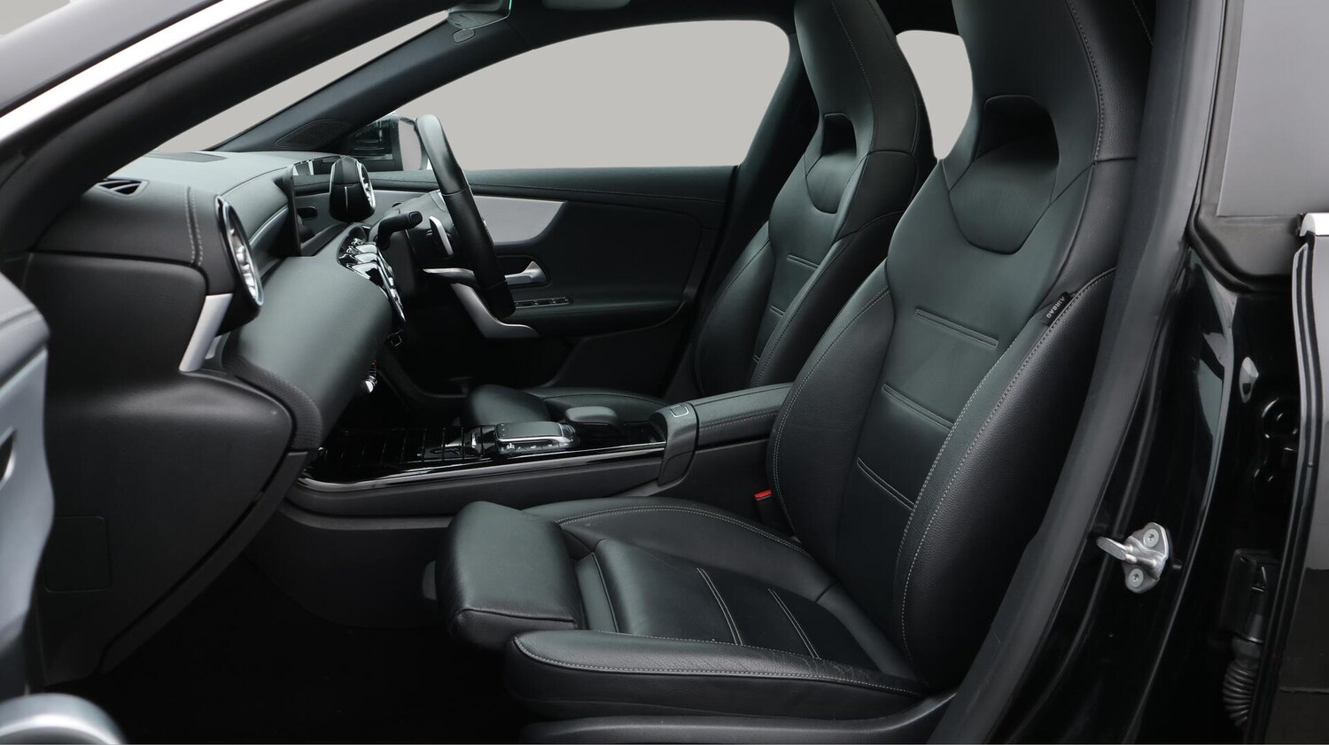 Used Mercedes-Benz CLA 2020 for sale - 76714218: Photo 15