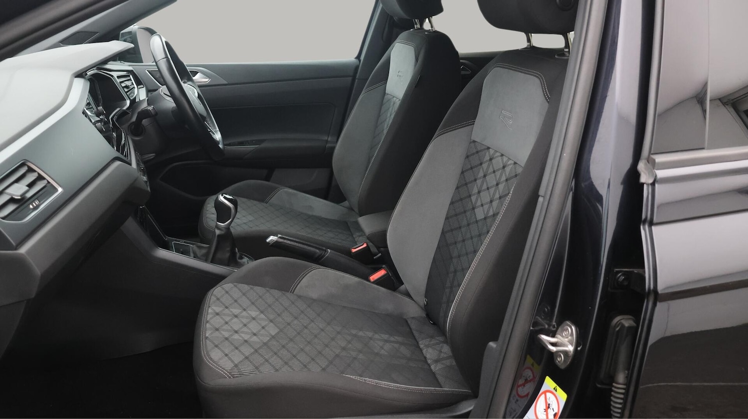 Used Volkswagen Taigo 2023 for sale - 76371733: Photo 15