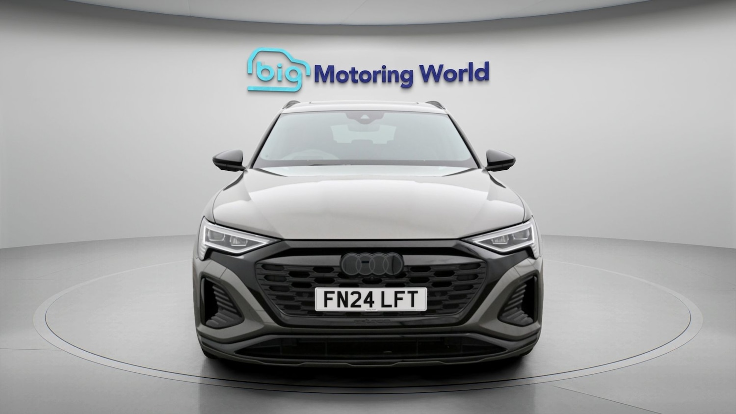 Used Audi Q8 e-tron for sale - 78196655: Photo 2