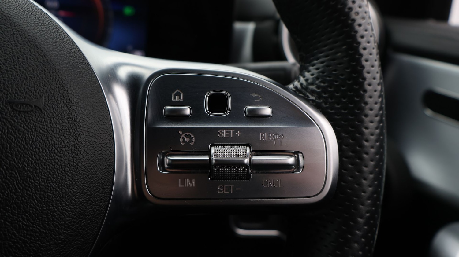 Used Mercedes-Benz CLA 2021 for sale - 77298232: Photo 25