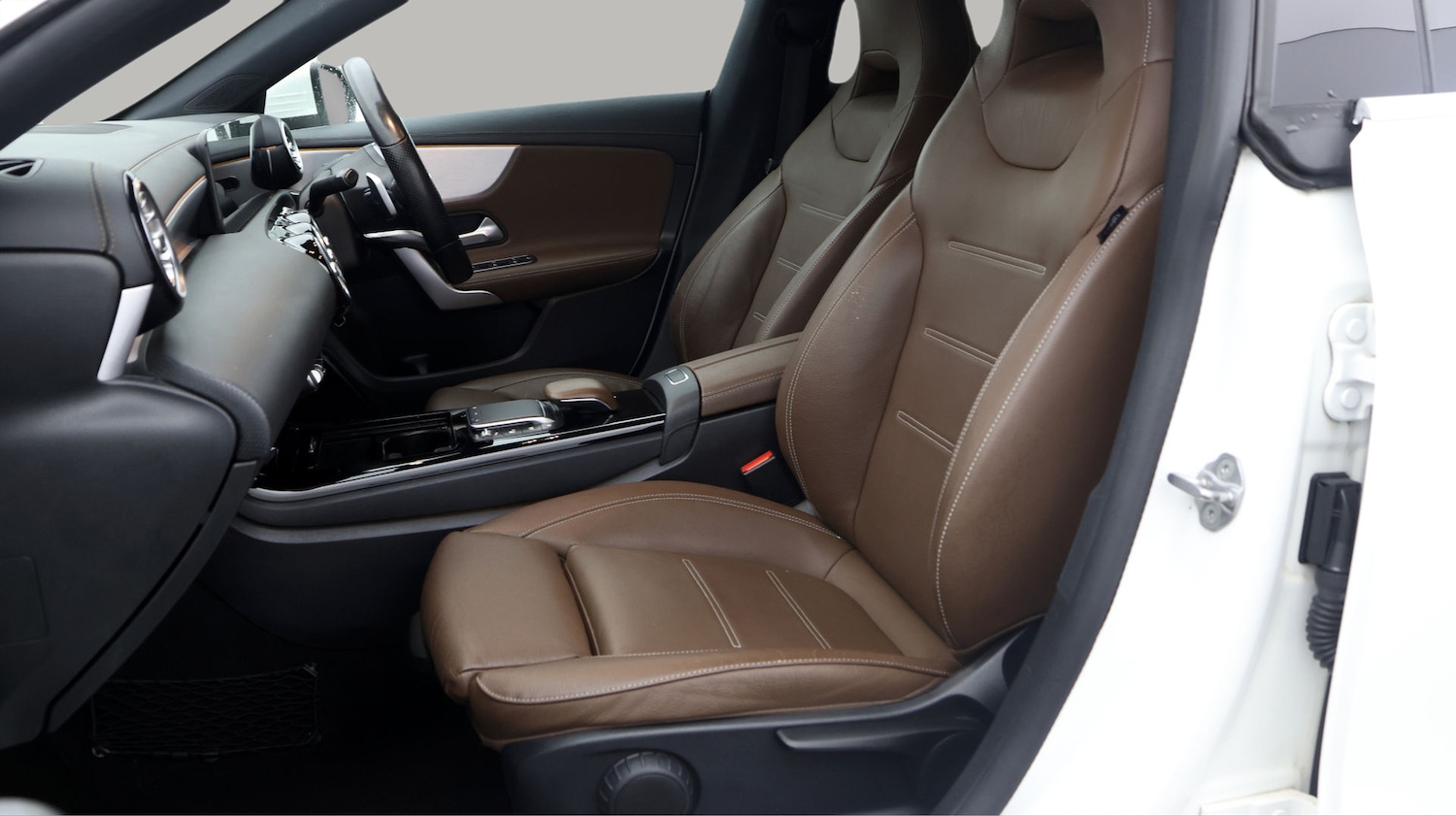 Used Mercedes-Benz CLA 2020 for sale - 77533640: Photo 14