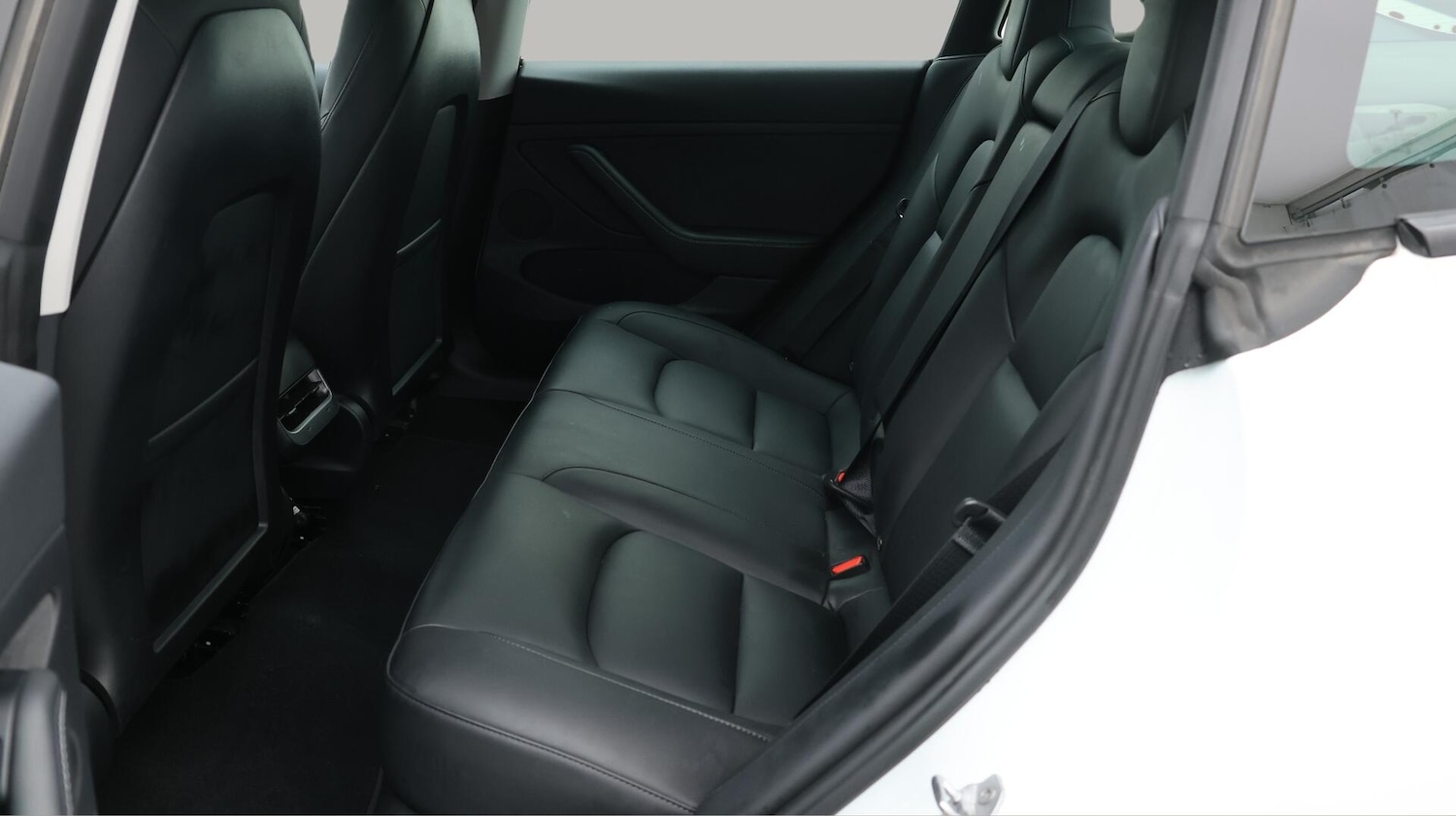Used Tesla Model 3 2021 for sale - 76094186: Photo 17