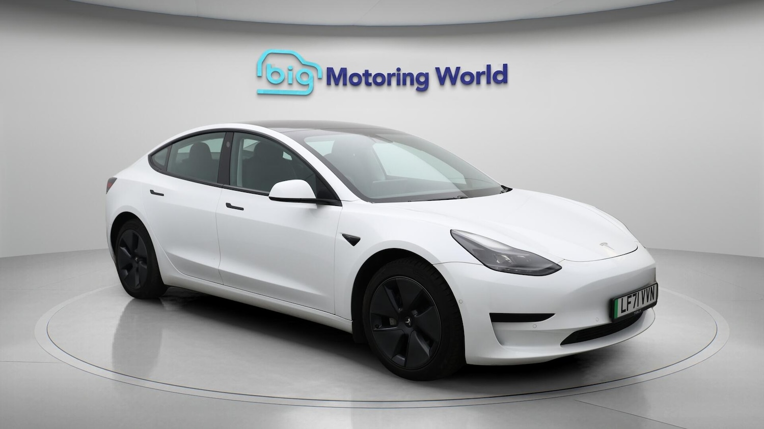 Used Tesla Model 3 2021 for sale - 76094186: Photo 2