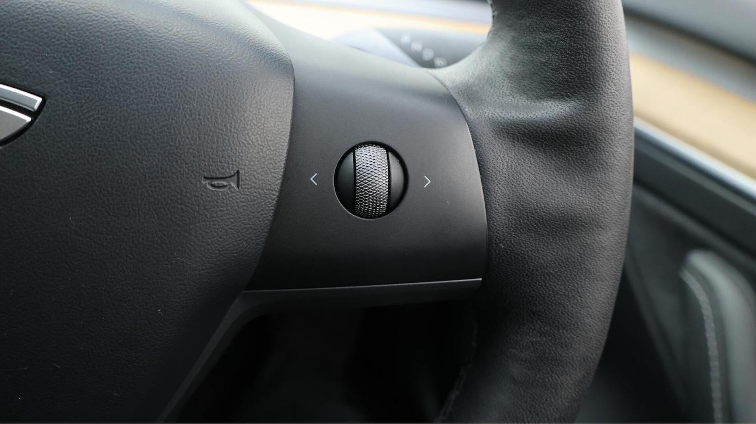 Used Tesla Model 3 2021 for sale - 76094186: Photo 24