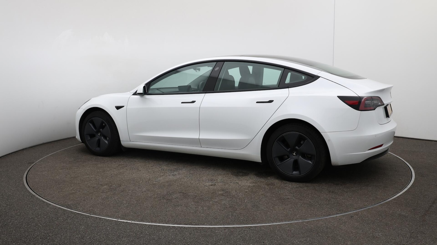 Used Tesla Model 3 2021 for sale - 76094186: Photo 46
