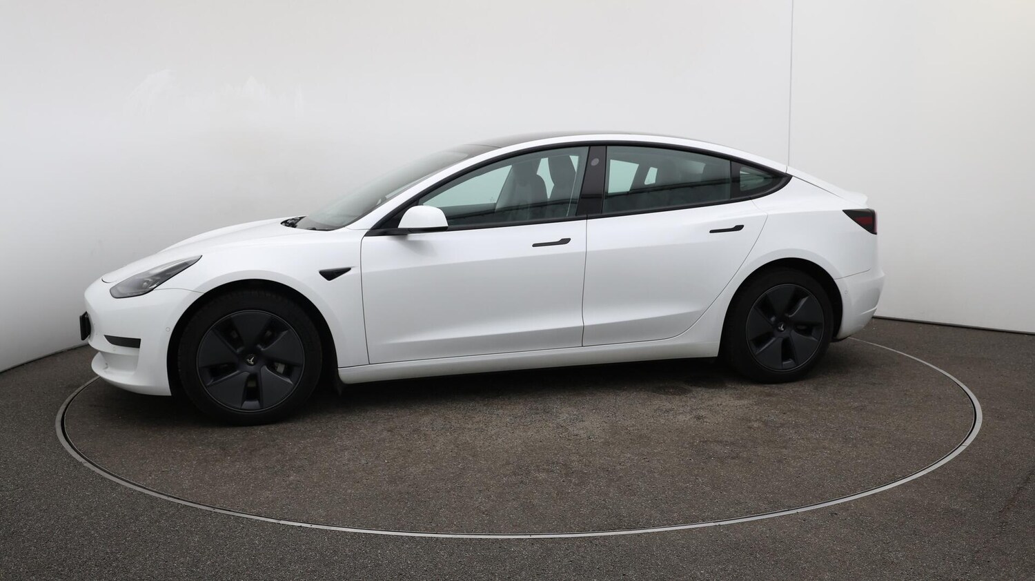 Used Tesla Model 3 2021 for sale - 76094186: Photo 65