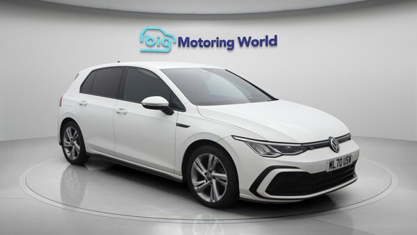 Used Volkswagen Golf 2020 for sale - 76001170: Photo 2