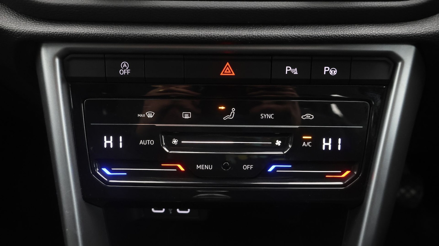 Used Volkswagen T-Roc 2023 for sale - 77319286: Photo 12