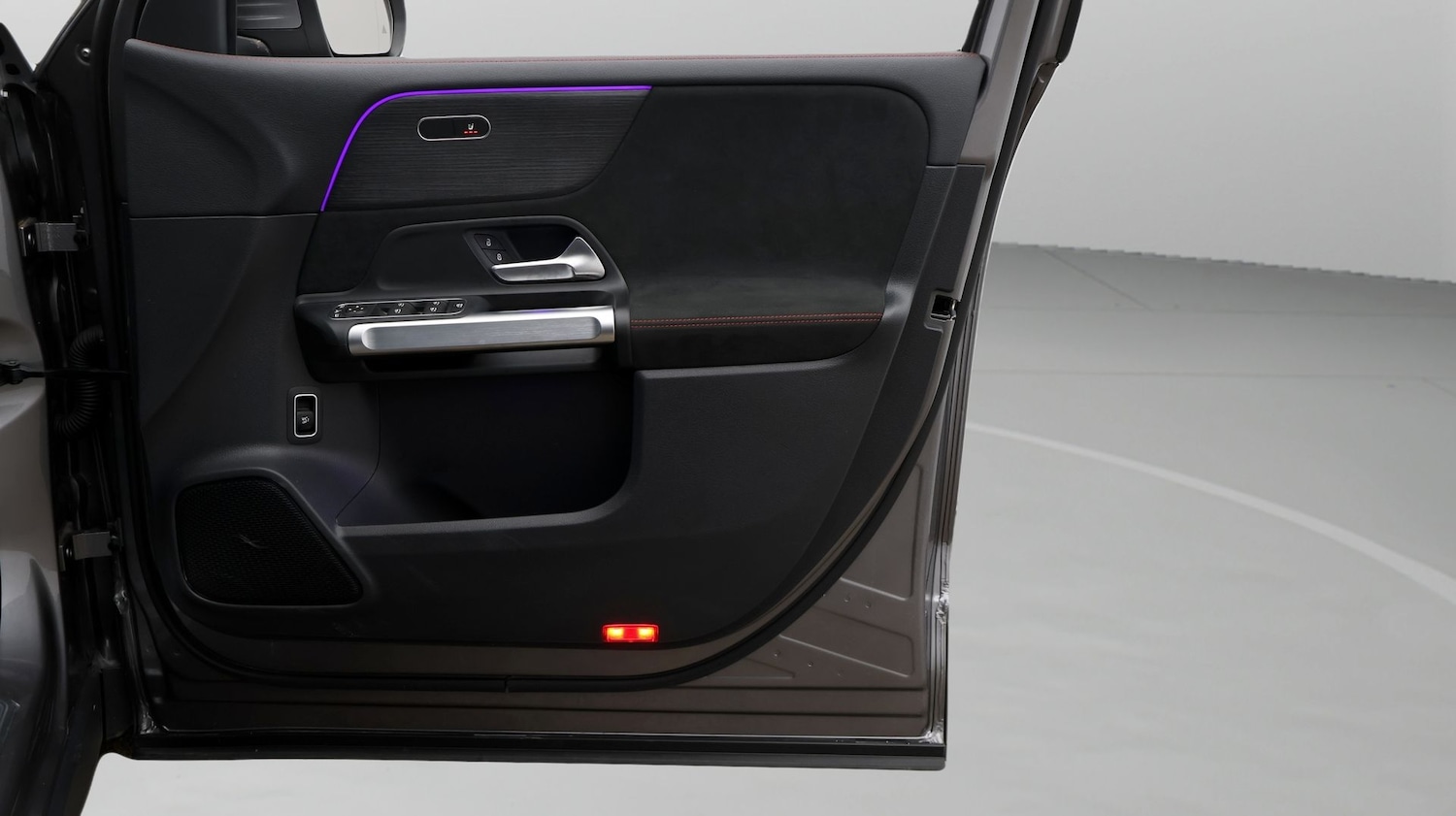 Used Mercedes-Benz EQB 2023 for sale - 77438033: Photo 15