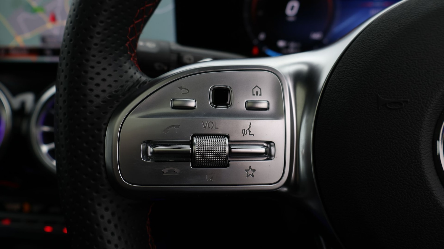 Used Mercedes-Benz EQB 2023 for sale - 77438033: Photo 29