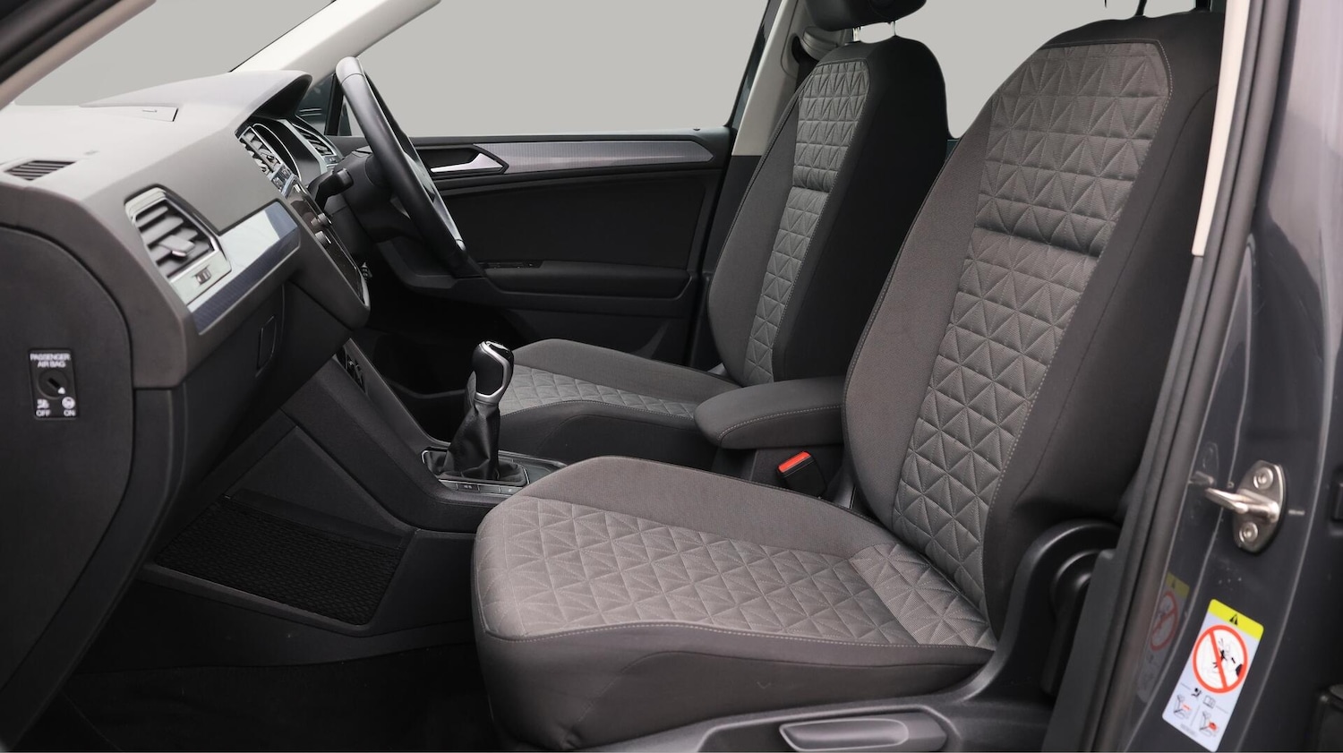 Used Volkswagen Tiguan 2022 for sale - 76295283: Photo 15