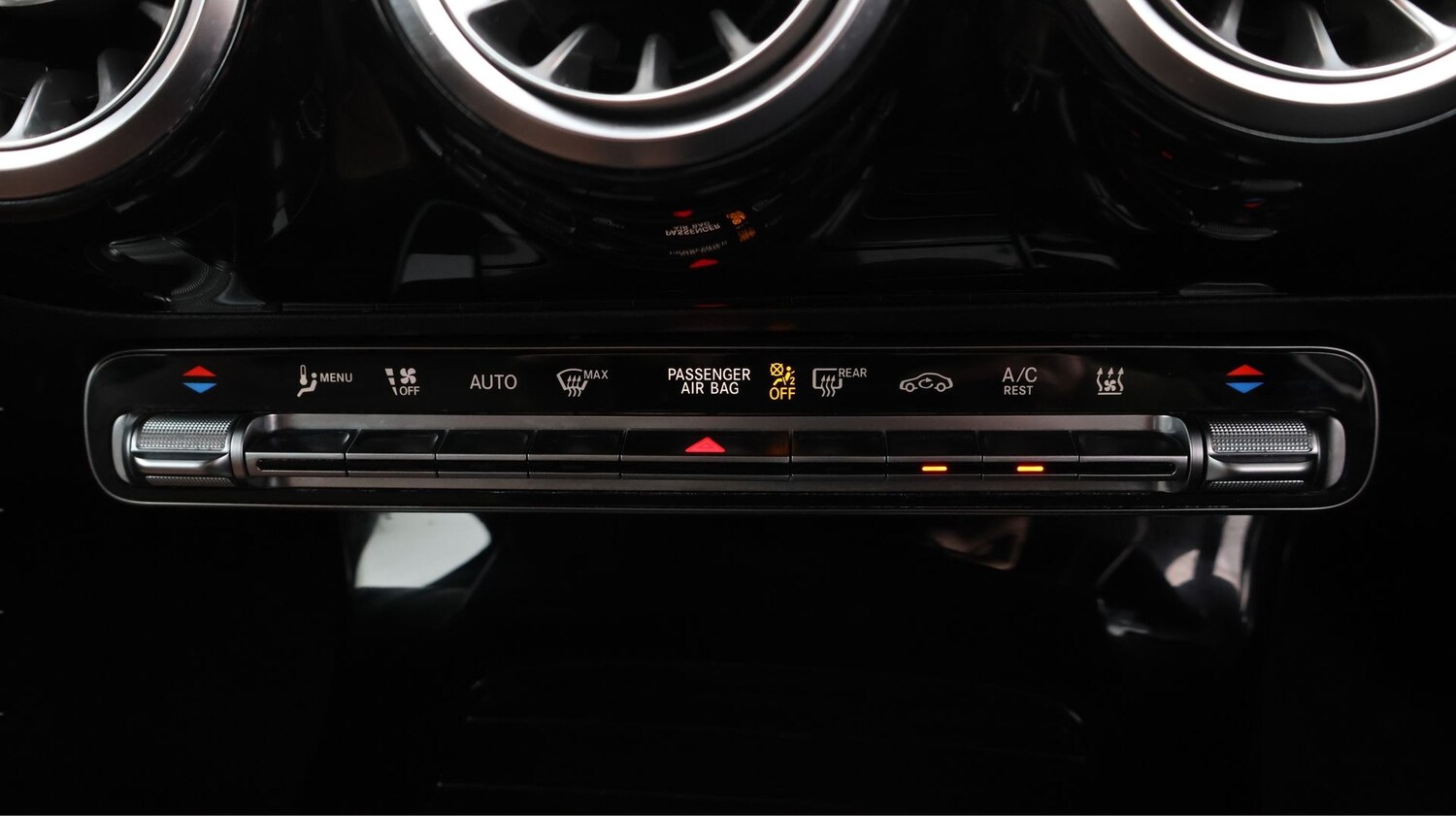 Used Mercedes-Benz CLA 2022 for sale - 77830242: Photo 12