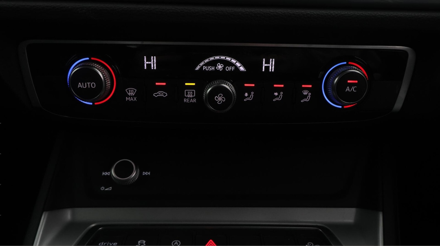 Used Audi Q3 2021 for sale - 76715202: Photo 13