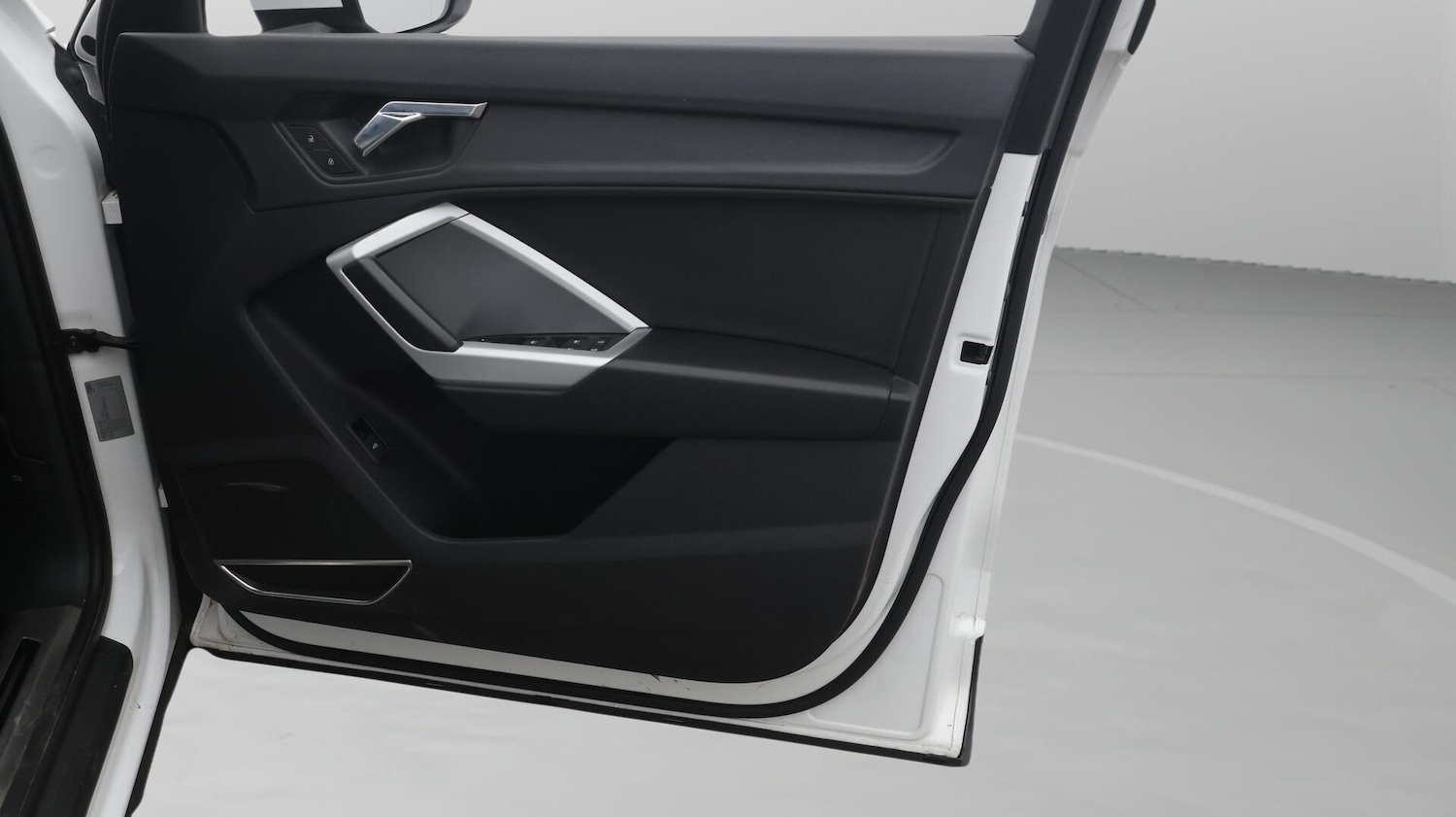 Used Audi Q3 2021 for sale - 76715202: Photo 16