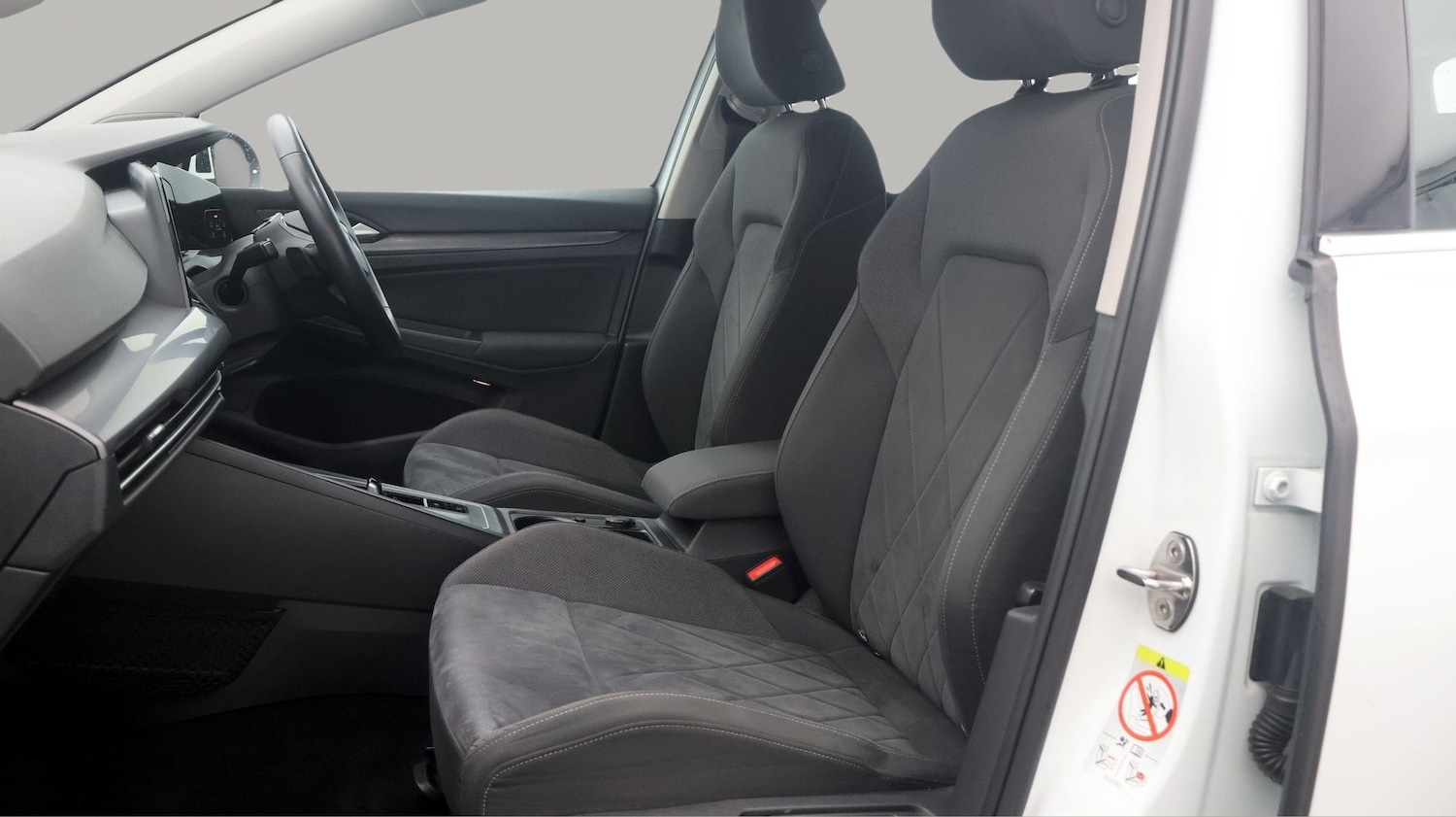 Used Volkswagen Golf 2022 for sale - 78027575: Photo 14