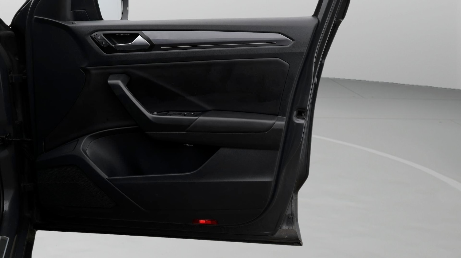 Used Volkswagen T-Roc 2021 for sale - 77678985: Photo 15