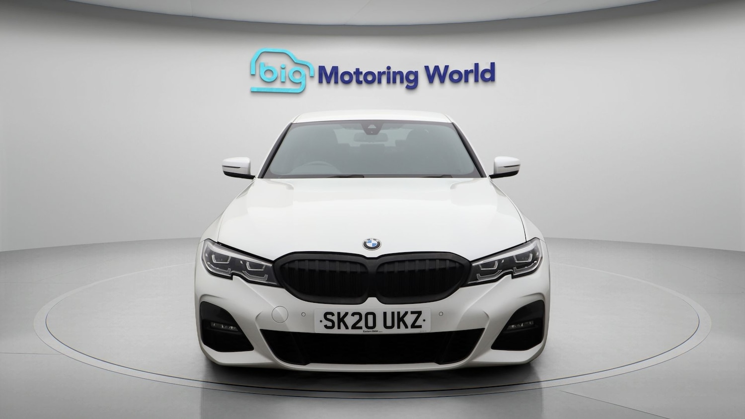 Used BMW 3 Series 2020 for sale - 77211602: Photo 2