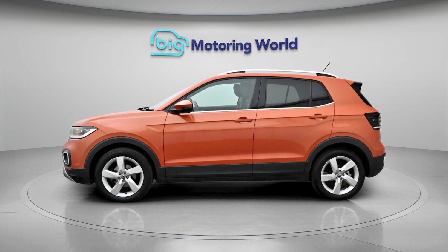 Used Volkswagen T-Cross 2023 for sale - 77952225: Photo 4