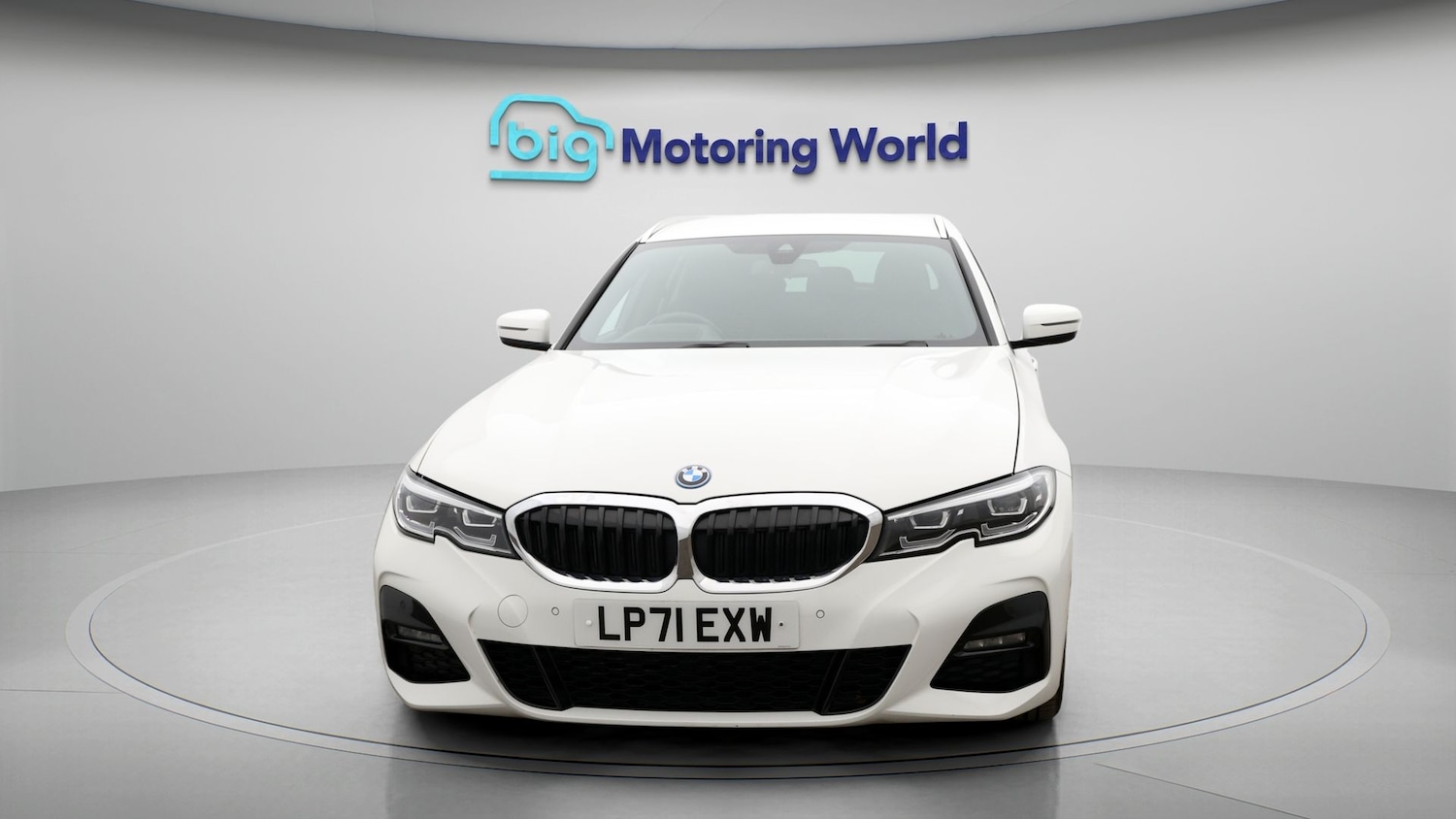Used BMW 3 Series 2022 for sale - 77833355: Photo 2