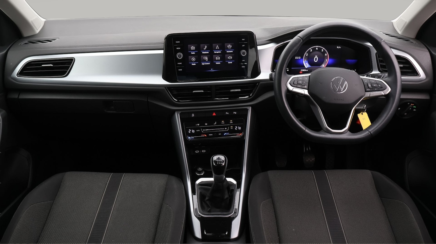 Used Volkswagen T-Roc 2023 for sale - 77618757: Photo 13