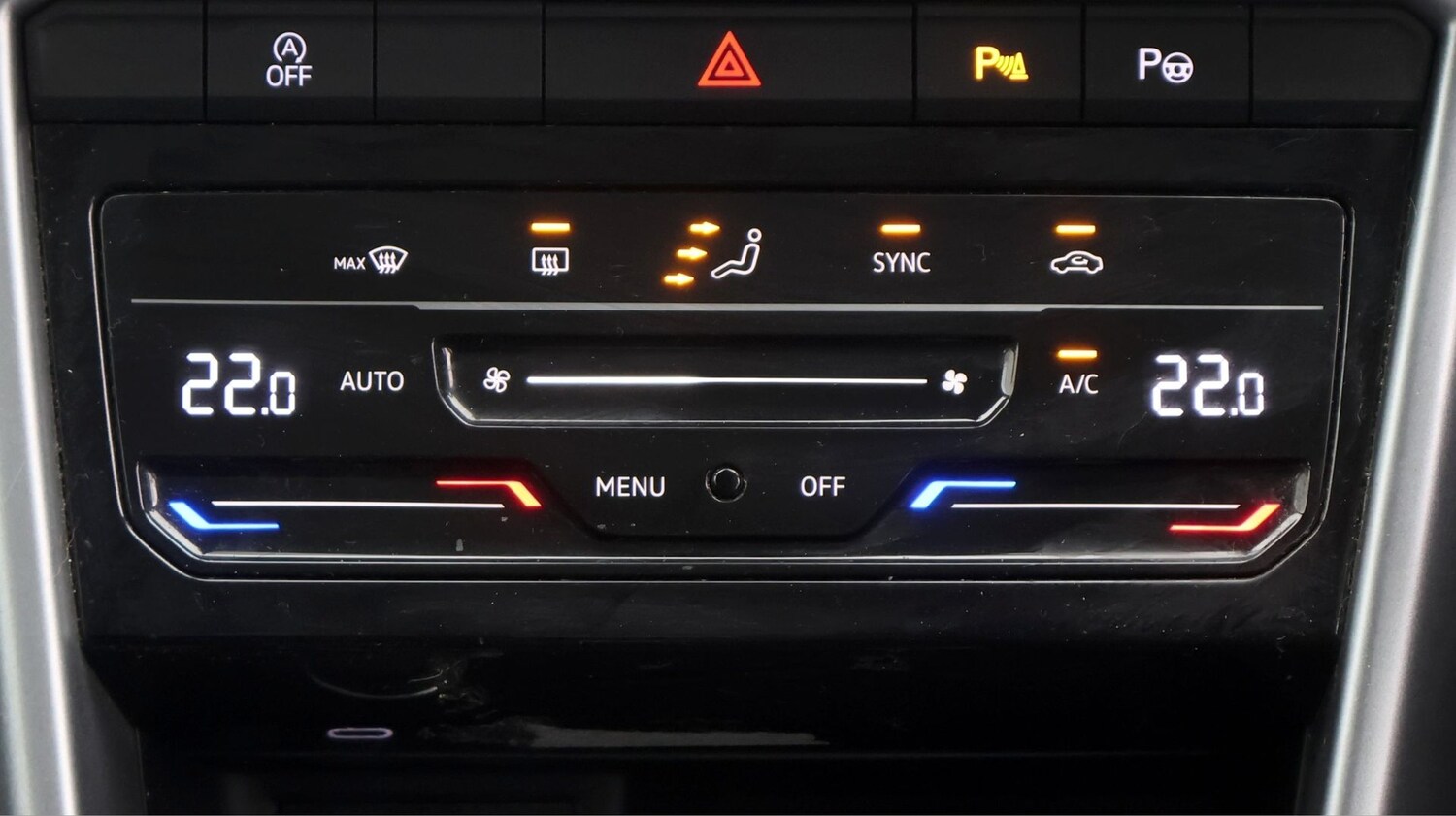 Used Volkswagen T-Roc 2023 for sale - 77446336: Photo 12