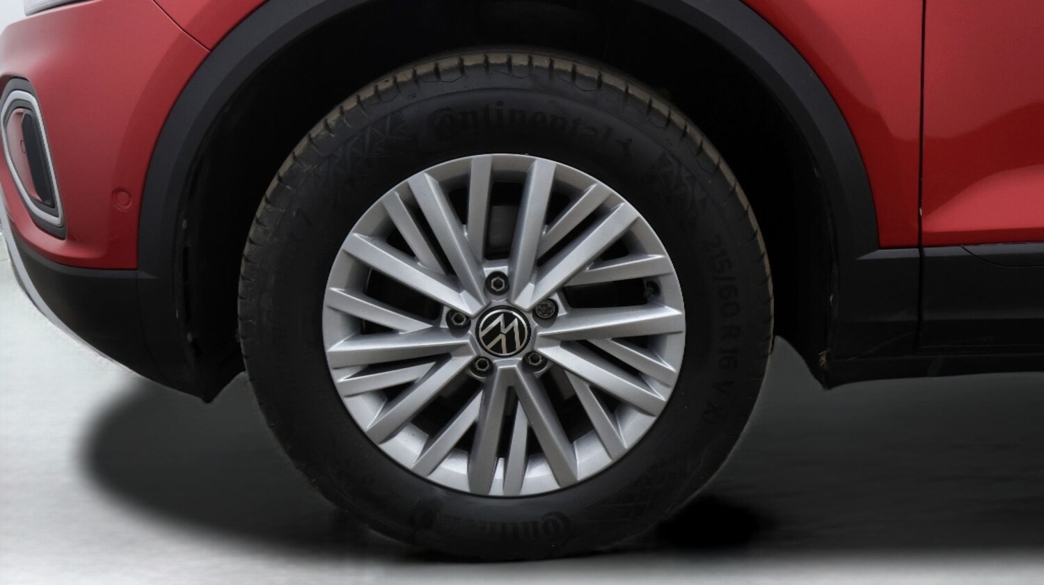 Used Volkswagen T-Roc 2023 for sale - 77446336: Photo 18