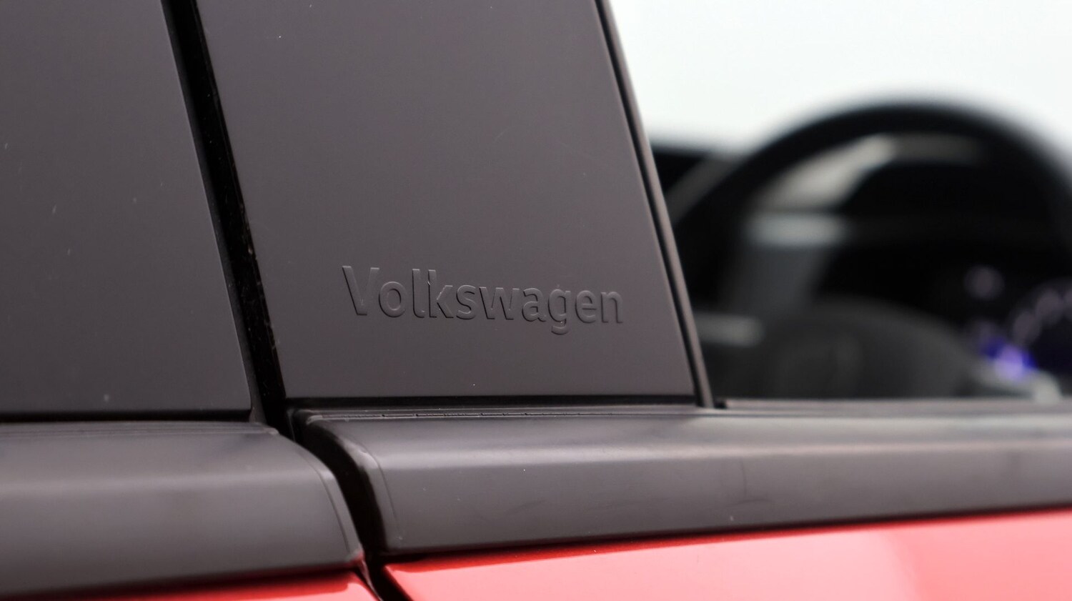 Used Volkswagen T-Roc 2023 for sale - 77446336: Photo 26