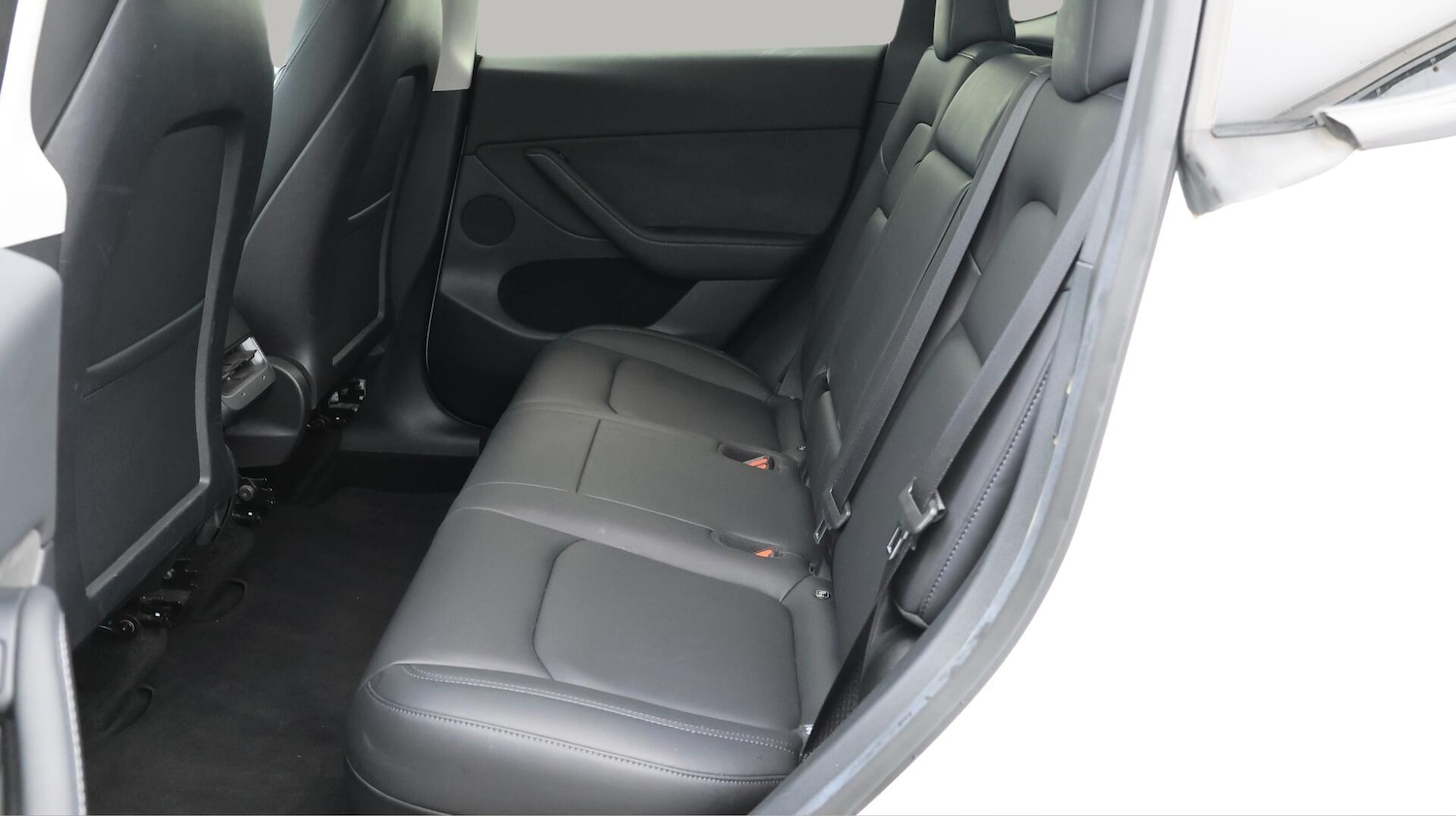 Used Tesla Model Y 2022 for sale - 76122855: Photo 17