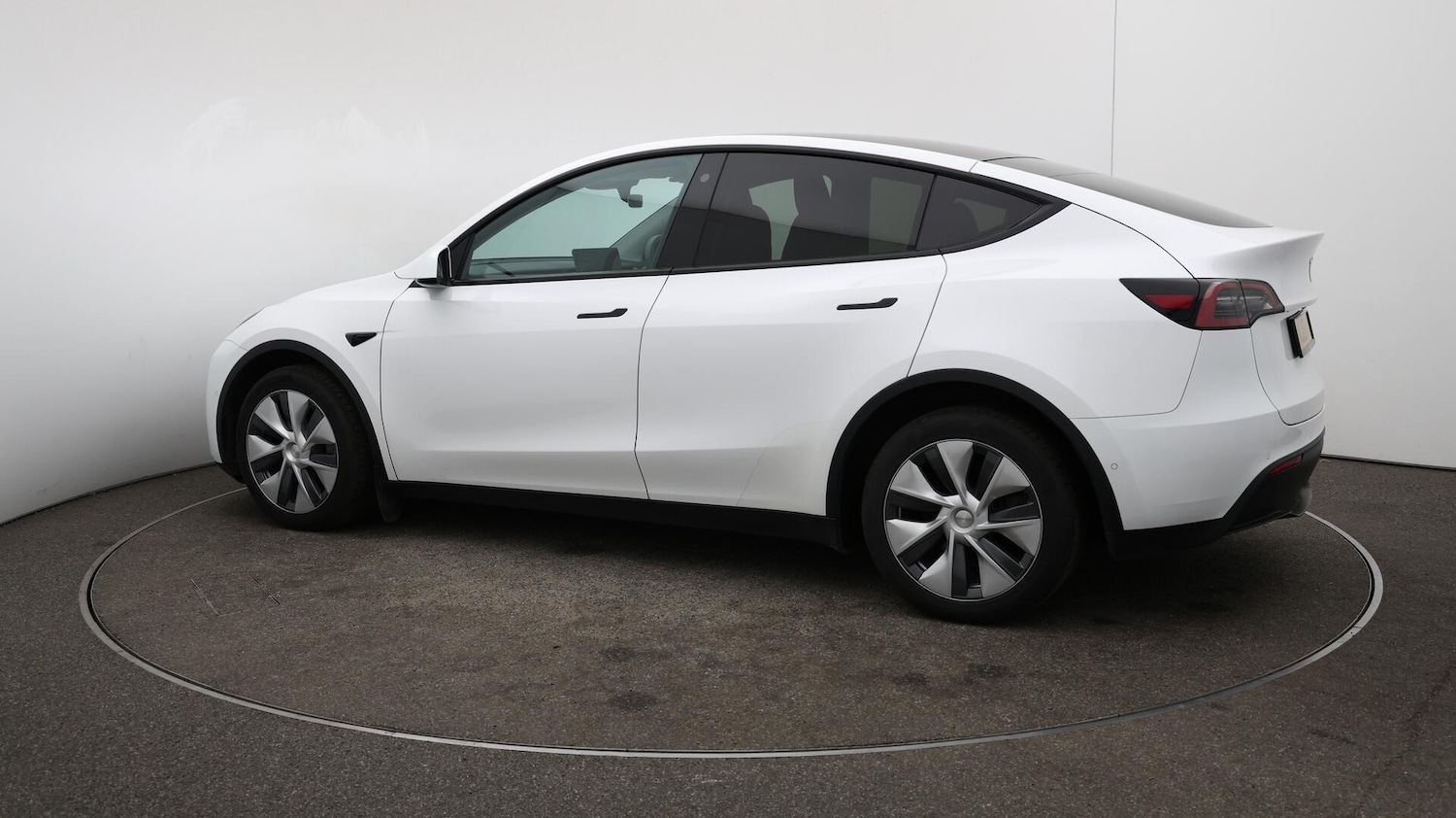Used Tesla Model Y 2022 for sale - 76122855: Photo 46
