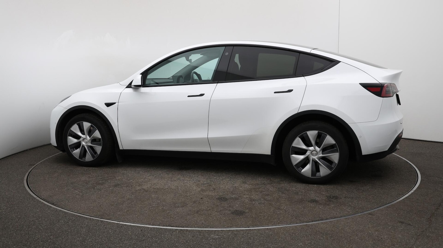 Used Tesla Model Y 2022 for sale - 76122855: Photo 57