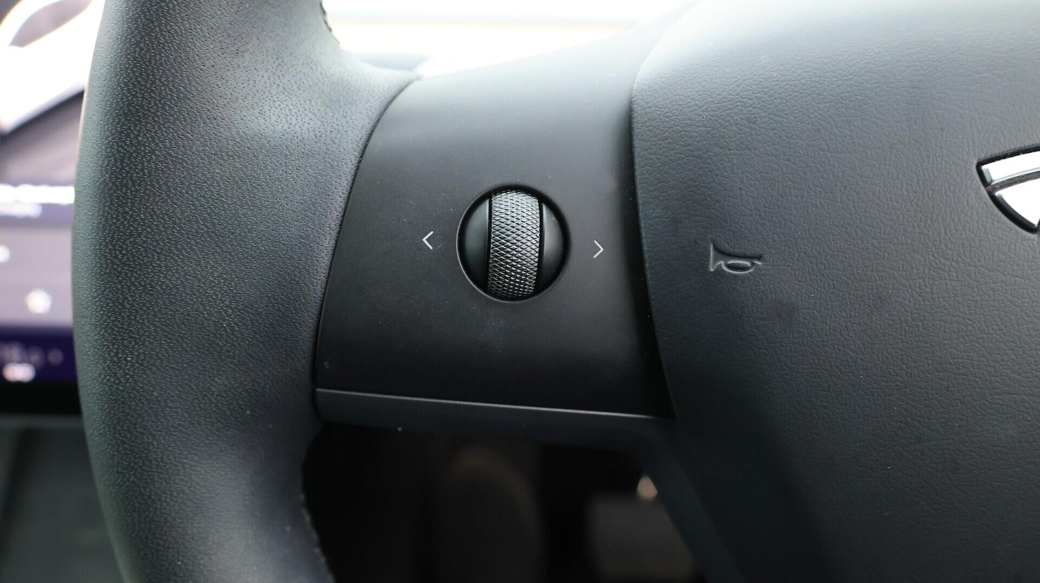 Used Tesla Model Y 2022 for sale - 76136109: Photo 22