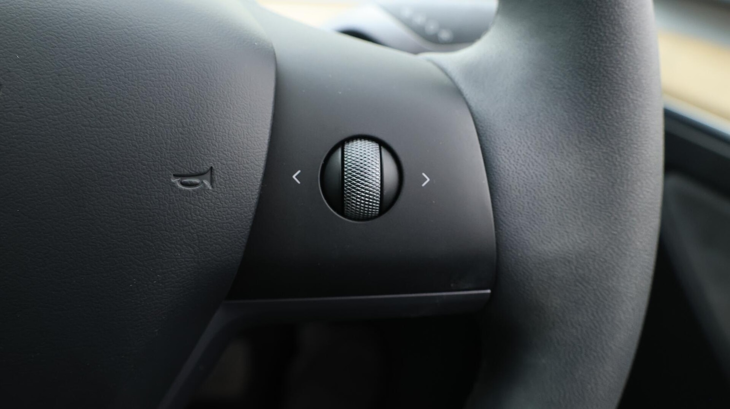Used Tesla Model Y 2022 for sale - 76136109: Photo 23