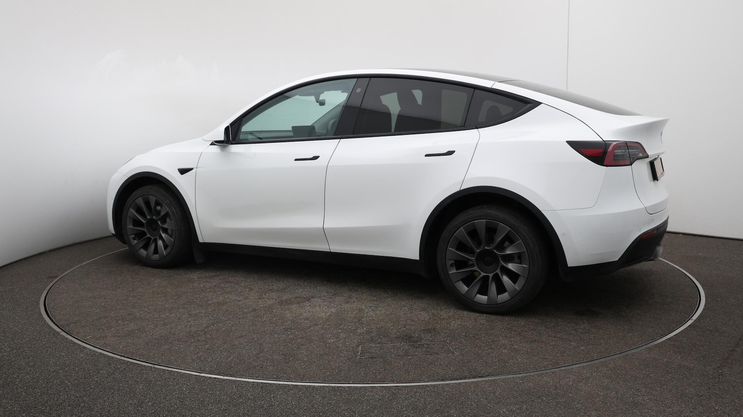 Used Tesla Model Y 2022 for sale - 76136109: Photo 45
