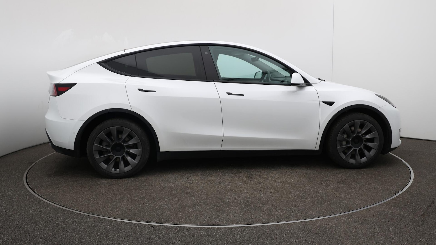 Used Tesla Model Y 2022 for sale - 76136109: Photo 48