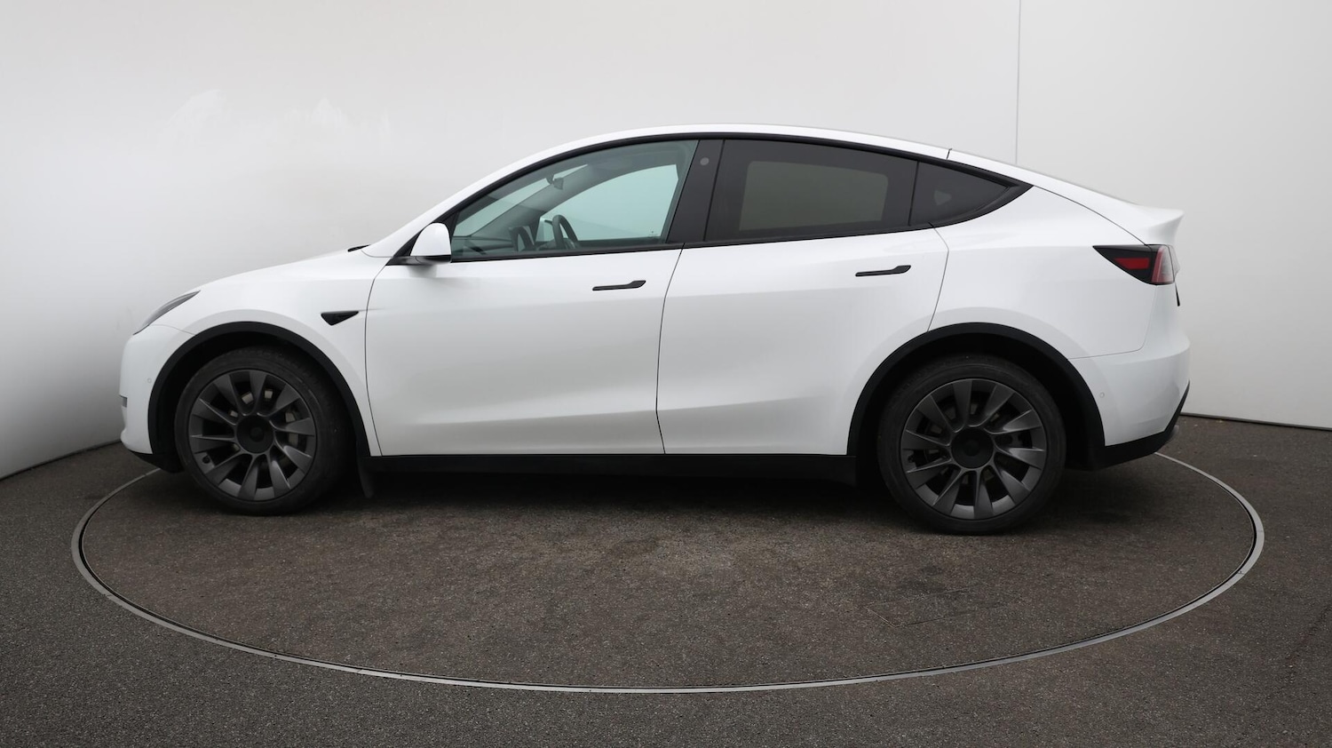 Used Tesla Model Y 2022 for sale - 76136109: Photo 62
