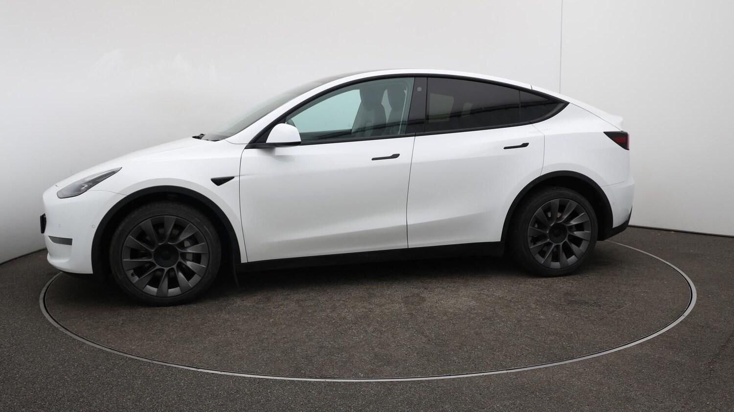 Used Tesla Model Y 2022 for sale - 76136109: Photo 64