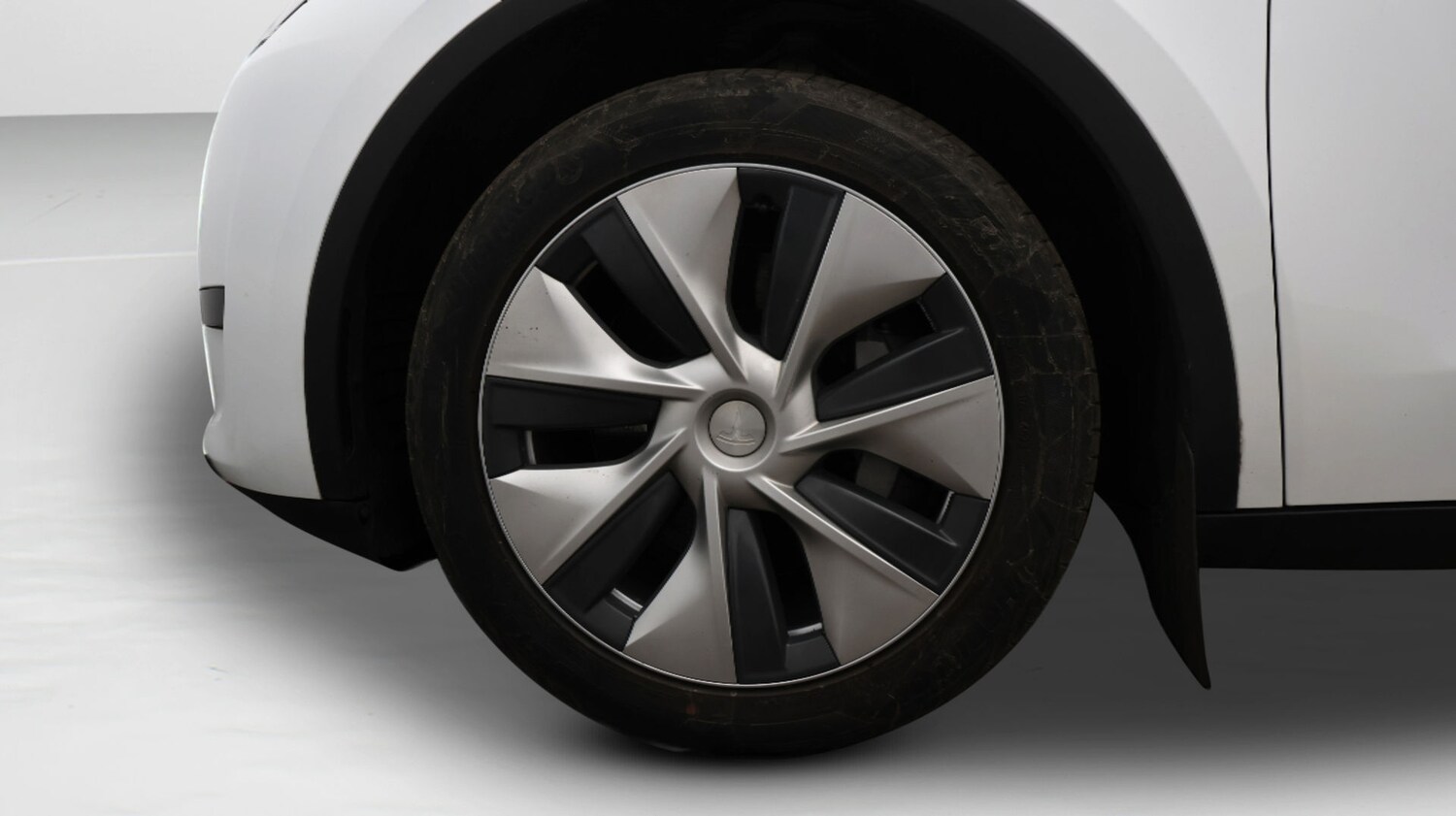 Used Tesla Model Y 2024 for sale - 77662668: Photo 18