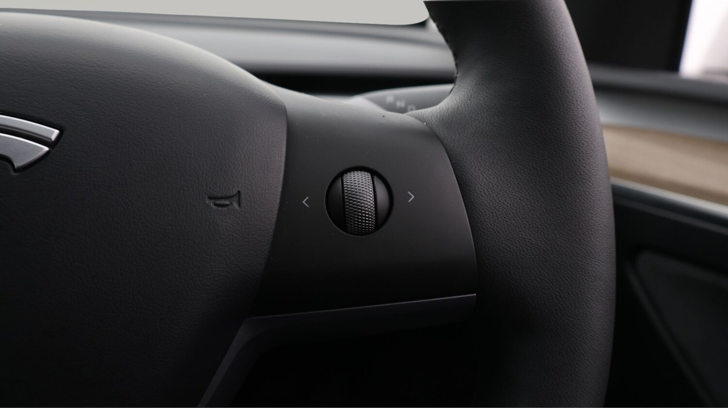 Used Tesla Model Y 2024 for sale - 77662668: Photo 22