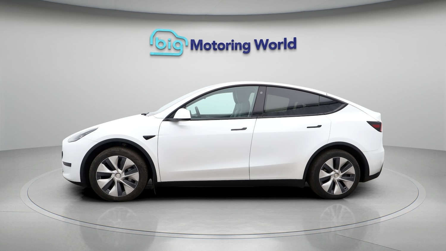 Used Tesla Model Y 2024 for sale - 77662668: Photo 4