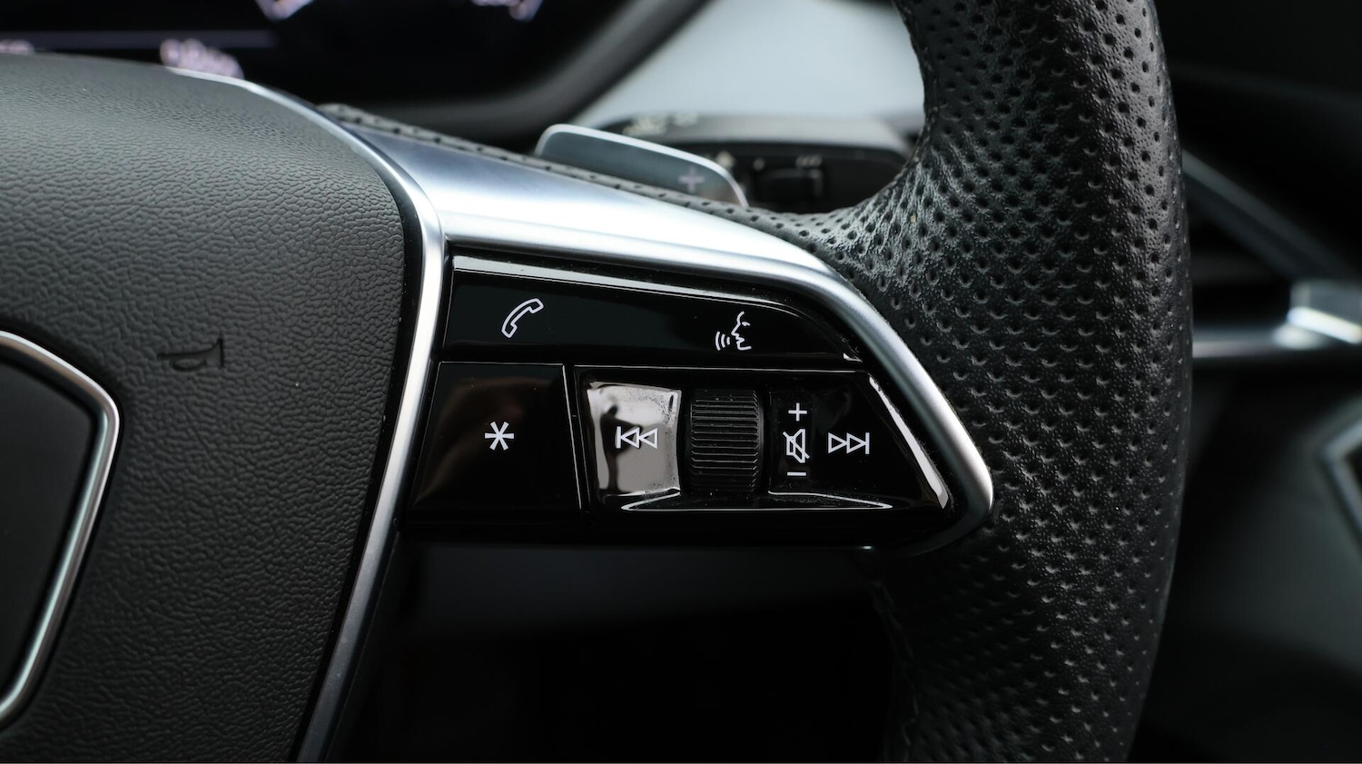 Used Audi e-tron GT 2022 for sale - 76152406: Photo 25