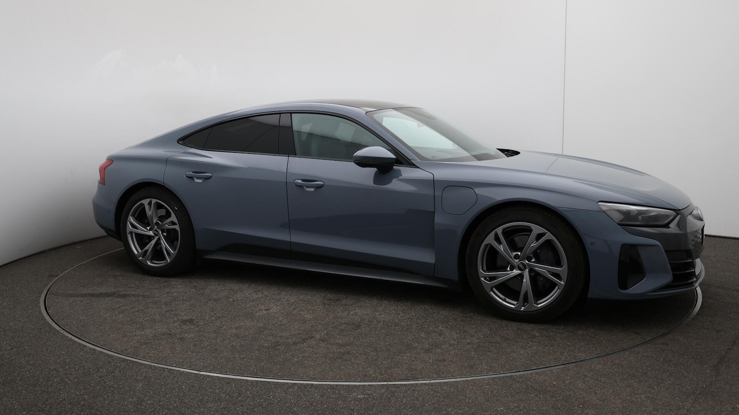 Used Audi e-tron GT 2022 for sale - 76152406: Photo 47